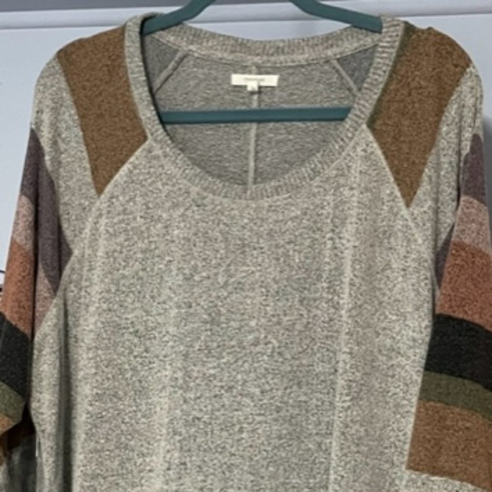 Sweater Grey with Striped Sleeves
